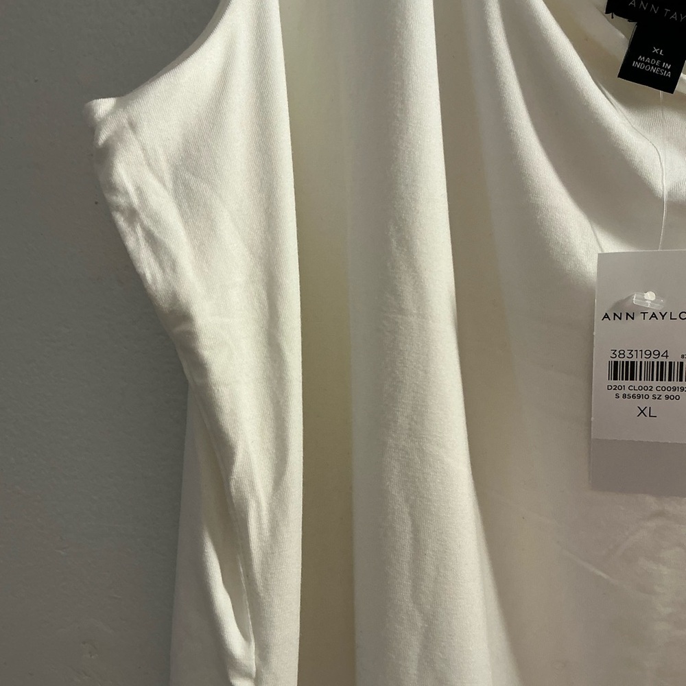Ann Taylor white Crewneck Tee size XL - Picture 8 of 16